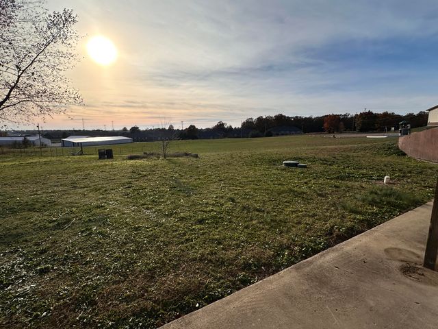 23548 Lawrence 1090, Monett, MO 65708