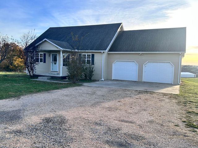 23548 Lawrence 1090, Monett, MO 65708