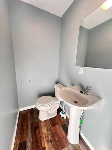 23548 Lawrence 1090, Monett, MO 65708