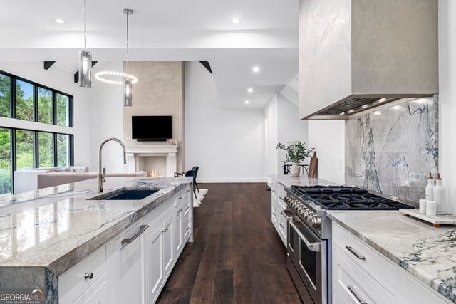 2585 Old Sewell Road, Marietta, GA 30068