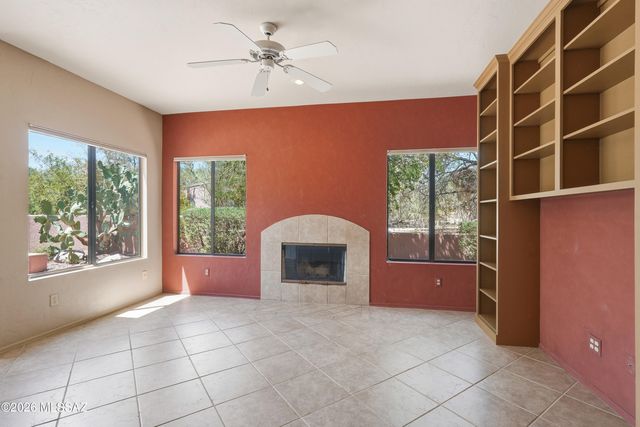1421 E Rams Hill Drive, Oro Valley, AZ 85737
