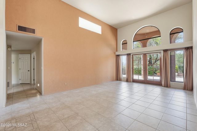 1421 E Rams Hill Drive, Oro Valley, AZ 85737