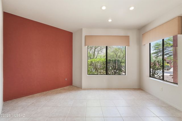 1421 E Rams Hill Drive, Oro Valley, AZ 85737