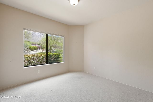 1421 E Rams Hill Drive, Oro Valley, AZ 85737