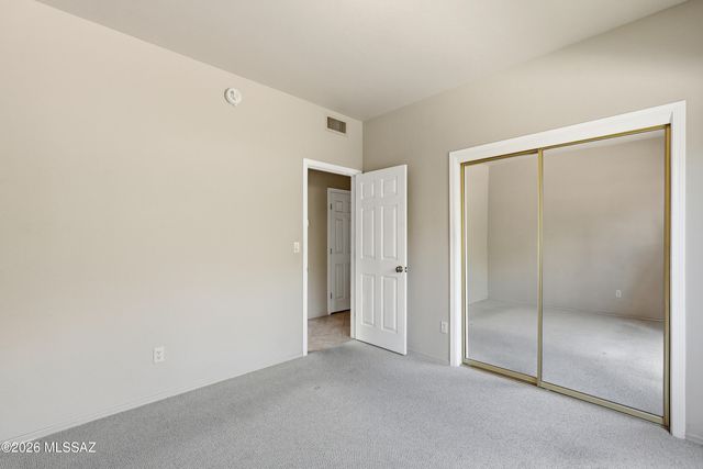1421 E Rams Hill Drive, Oro Valley, AZ 85737
