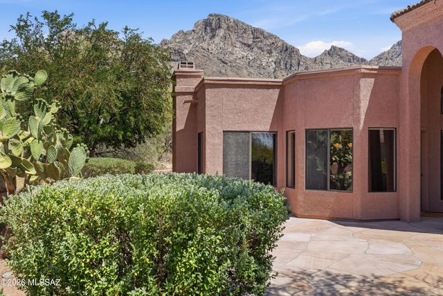 1421 E Rams Hill Drive, Oro Valley, AZ 85737