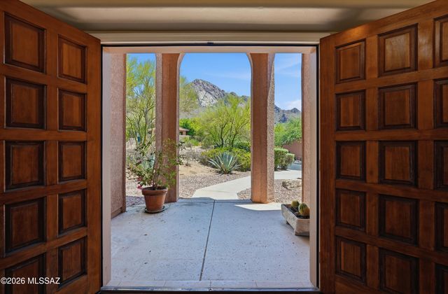 1421 E Rams Hill Drive, Oro Valley, AZ 85737