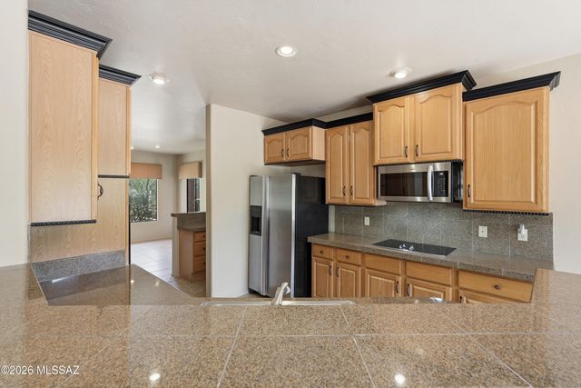 1421 E Rams Hill Drive, Oro Valley, AZ 85737