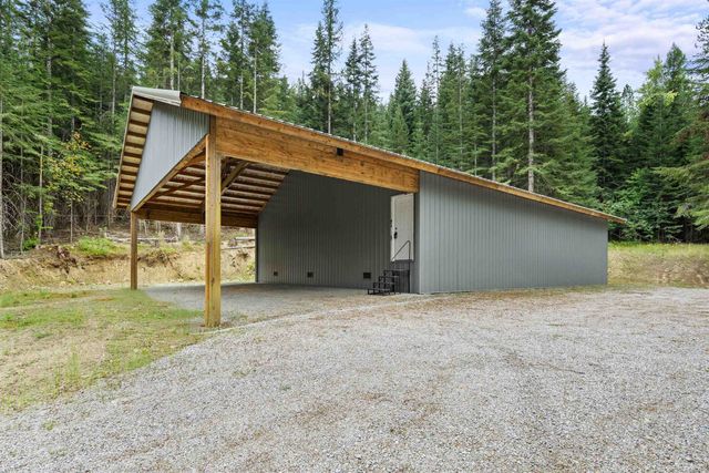 4821 Coyote Trl, Newport, WA 99156