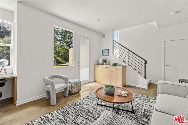13027 Bluff Creek Drive 30, Playa Vista, CA 90094
