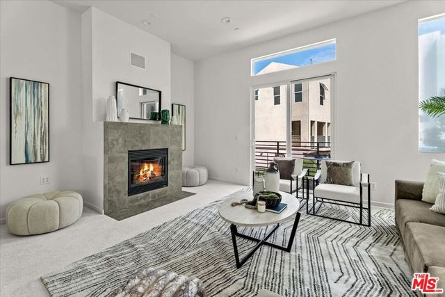 13027 Bluff Creek Drive 30, Playa Vista, CA 90094