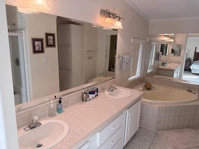 2086 STARBOARD DRIVE, Geneva, FL 32732
