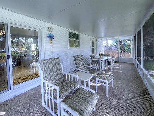 2086 STARBOARD DRIVE, Geneva, FL 32732