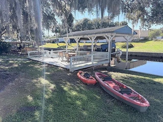 2086 STARBOARD DRIVE, Geneva, FL 32732
