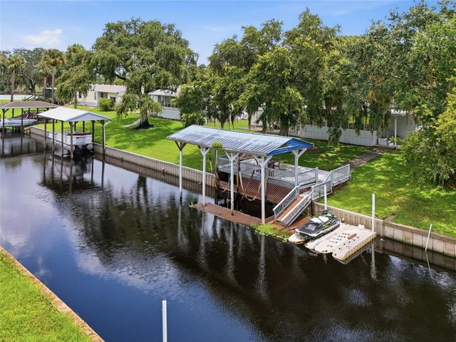 2086 STARBOARD DRIVE, Geneva, FL 32732