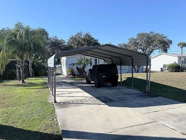 2086 STARBOARD DRIVE, Geneva, FL 32732