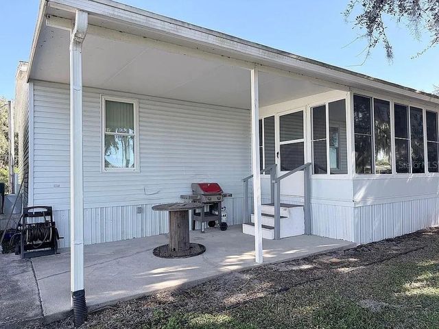2086 STARBOARD DRIVE, Geneva, FL 32732