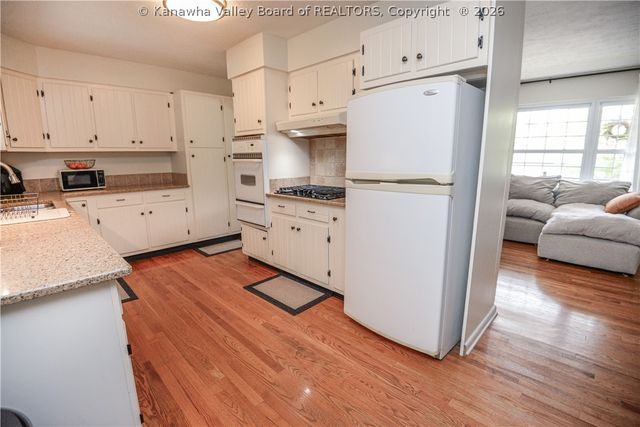 539 S Fort Drive, Charleston, WV 25314