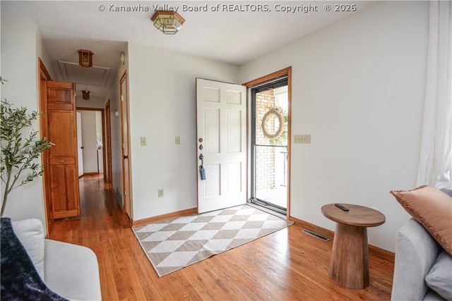 539 S Fort Drive, Charleston, WV 25314