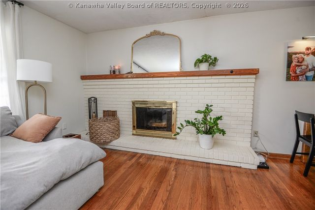 539 S Fort Drive, Charleston, WV 25314