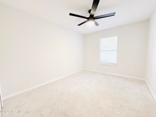 8713 STAR LEAF Road N, Jacksonville, FL 32210