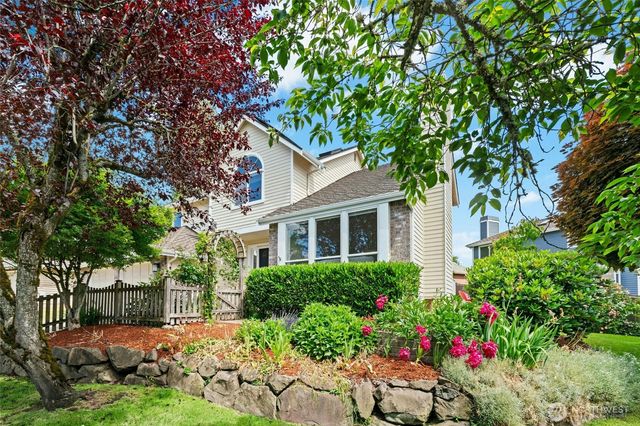 1808 Field Place NE, Renton, WA 98059