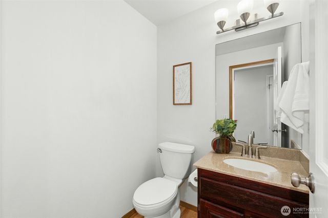 1808 Field Place NE, Renton, WA 98059