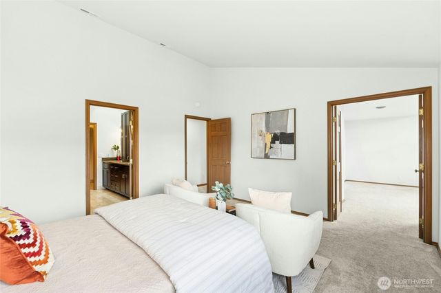 1808 Field Place NE, Renton, WA 98059