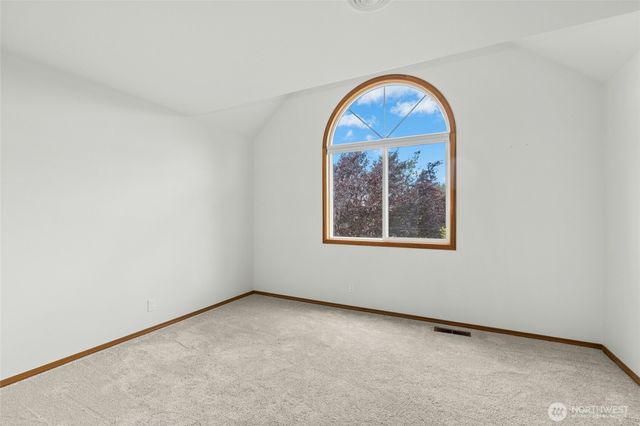 1808 Field Place NE, Renton, WA 98059