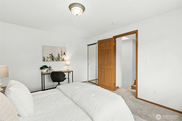 1808 Field Place NE, Renton, WA 98059