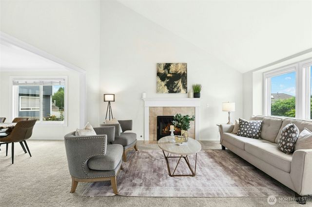 1808 Field Place NE, Renton, WA 98059