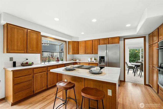 1808 Field Place NE, Renton, WA 98059