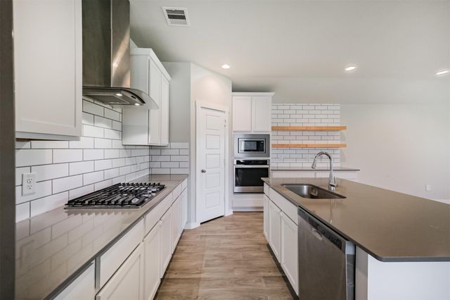 12534 Newport Arch Lane, Houston, TX 77047