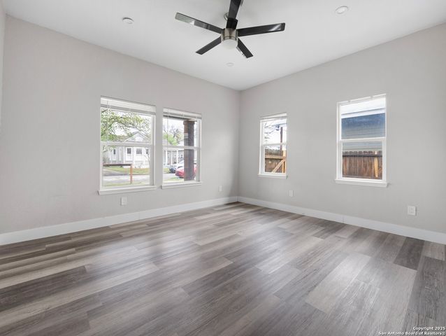 130 Vitra Pl, San Antonio, TX 78210