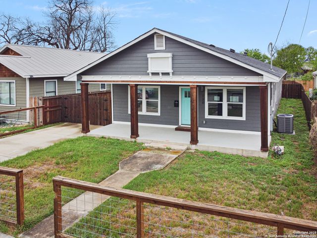 130 Vitra Pl, San Antonio, TX 78210