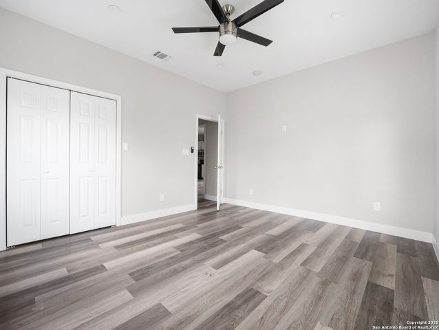 130 Vitra Pl, San Antonio, TX 78210