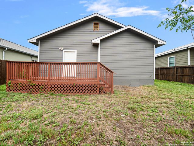 130 Vitra Pl, San Antonio, TX 78210