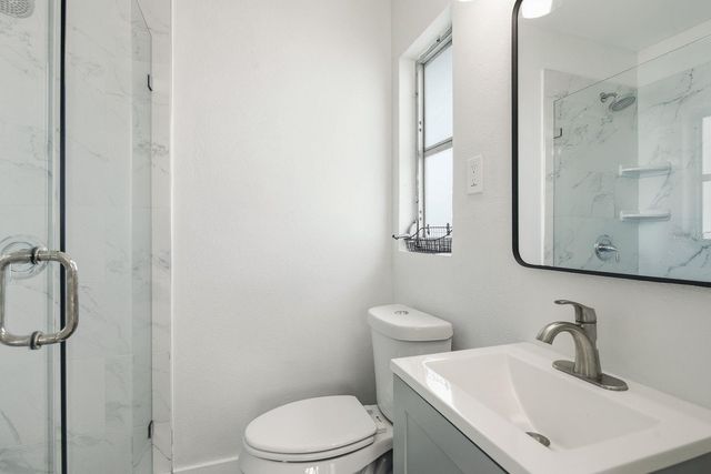 2837 18TH AVENUE N 2, St Petersburg, FL 33713