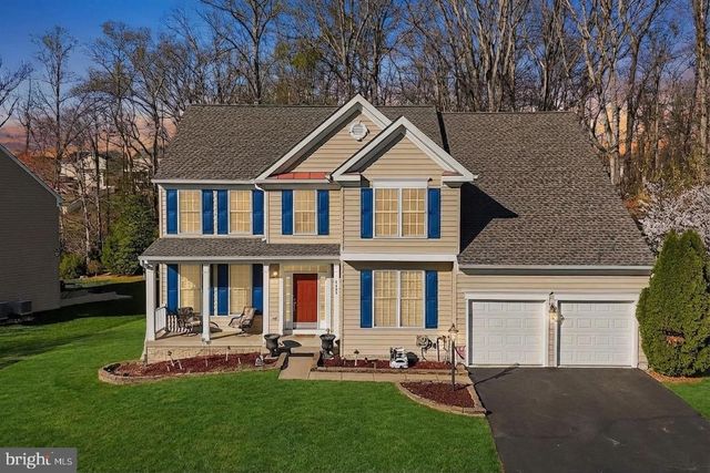 3308 MCCORKLE CT, Triangle, VA 22172