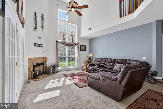 3308 MCCORKLE CT, Triangle, VA 22172