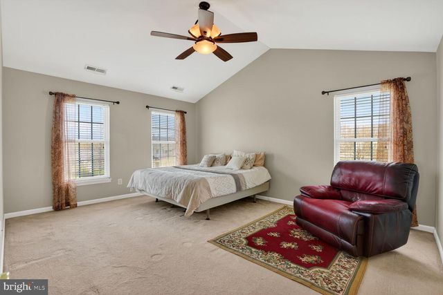 3308 MCCORKLE CT, Triangle, VA 22172