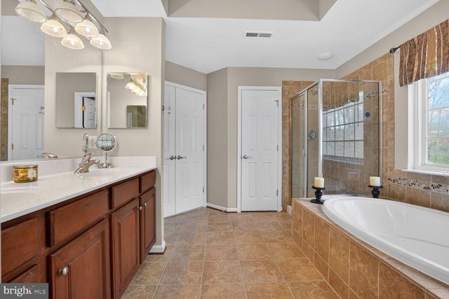 3308 MCCORKLE CT, Triangle, VA 22172