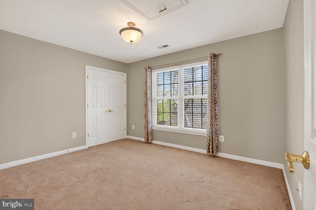 3308 MCCORKLE CT, Triangle, VA 22172