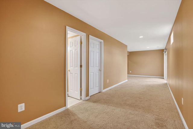 3308 MCCORKLE CT, Triangle, VA 22172