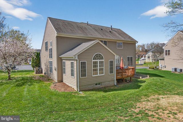 3308 MCCORKLE CT, Triangle, VA 22172