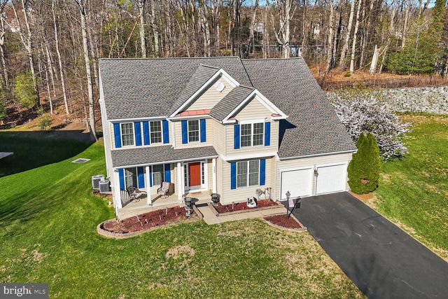 3308 MCCORKLE CT, Triangle, VA 22172