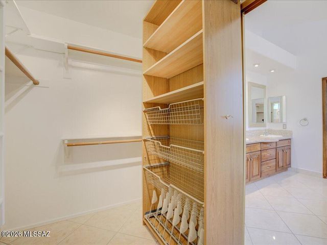 1611 E Sonoran Desert Drive, Tucson, AZ 85737