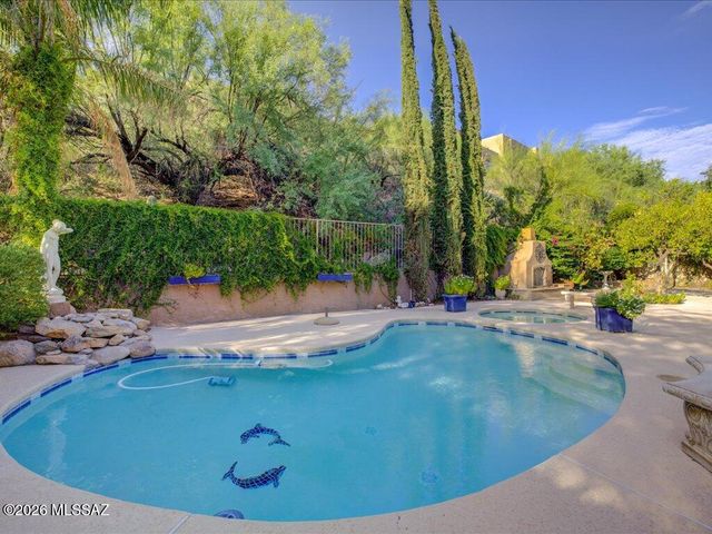 1611 E Sonoran Desert Drive, Tucson, AZ 85737