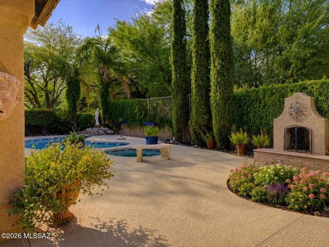 1611 E Sonoran Desert Drive, Tucson, AZ 85737