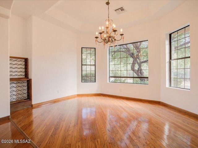 1611 E Sonoran Desert Drive, Tucson, AZ 85737